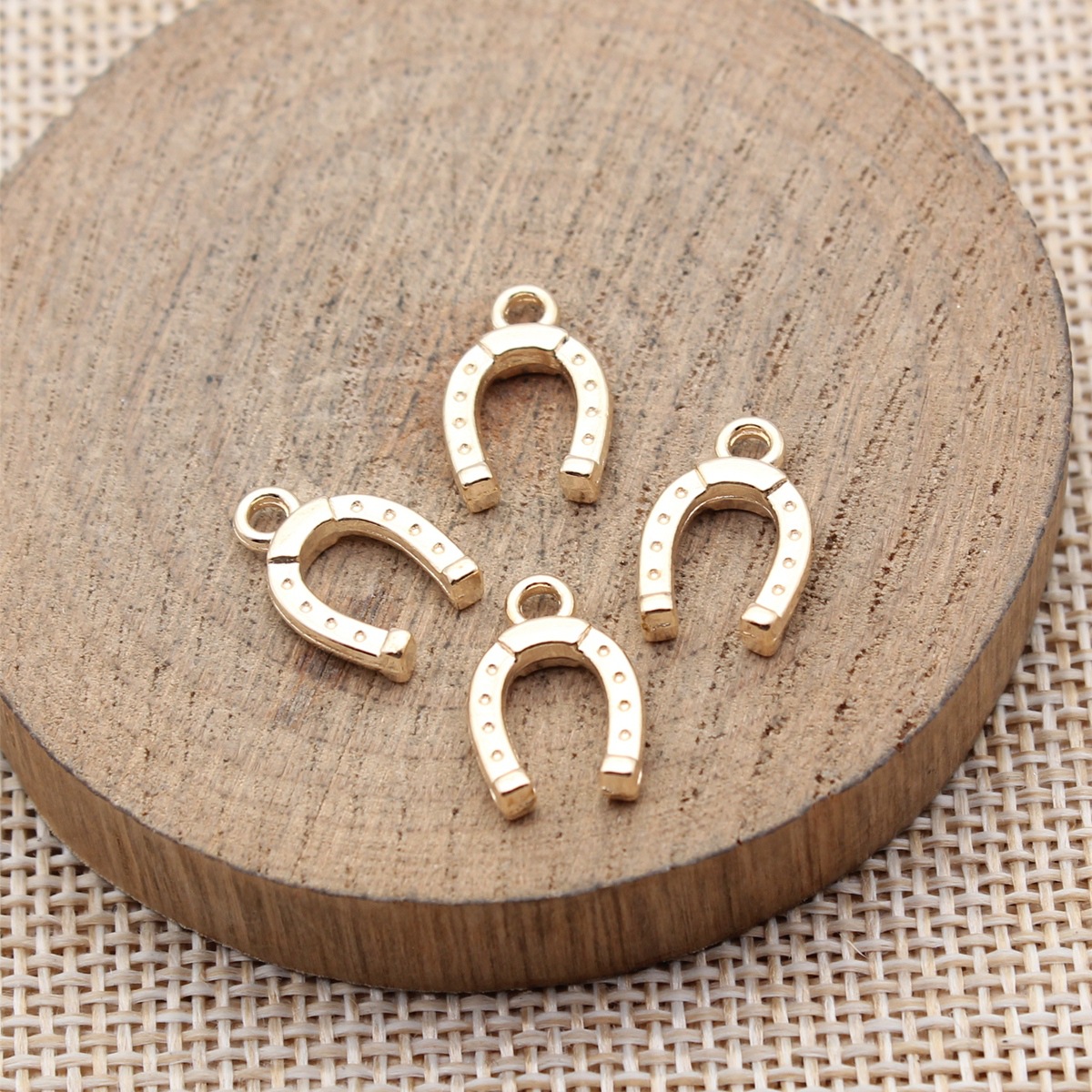 Vintage Fashion Theme - 40pcs 14x9mm(0.55x0.35inch) 3 Colors Horseshoe Charms
