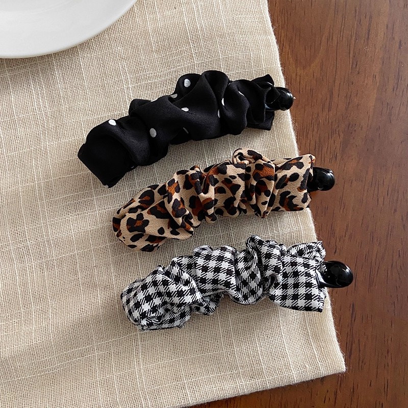 Vintage Leopard Print Dot Plai - Vintage Fashion Ornaments recension och pris