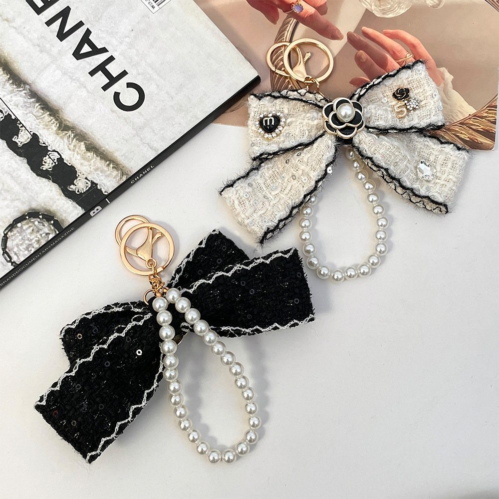 2026 Women's Cloth Bowknot Key - Vintage Fashion Ornaments recension och pris