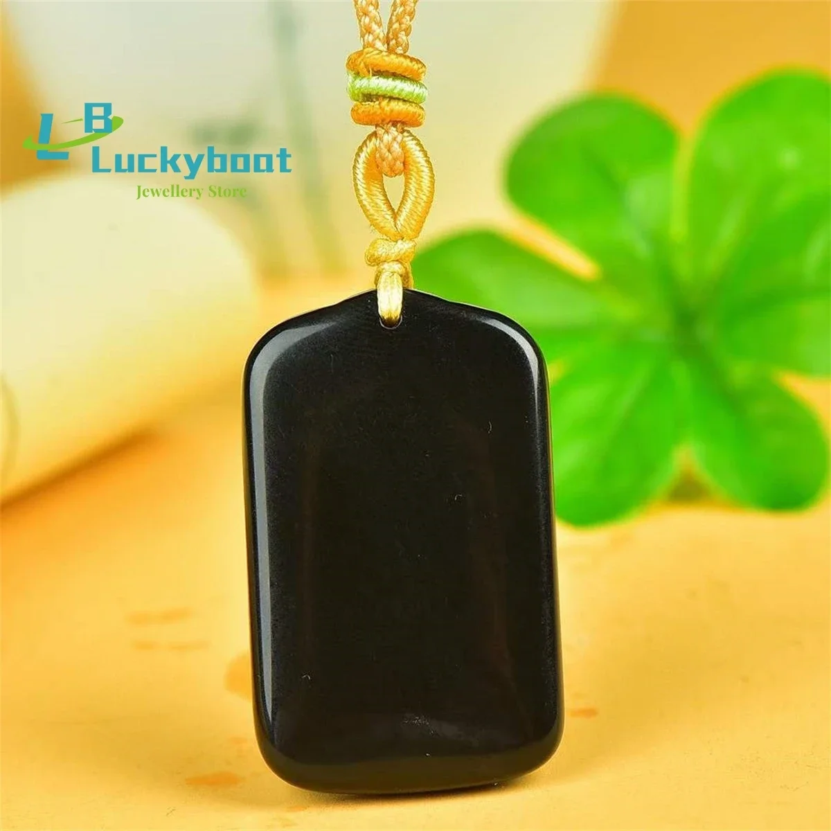 Natural Gold Silk Jade Black W - Vintage Fashion Ornaments recension och pris
