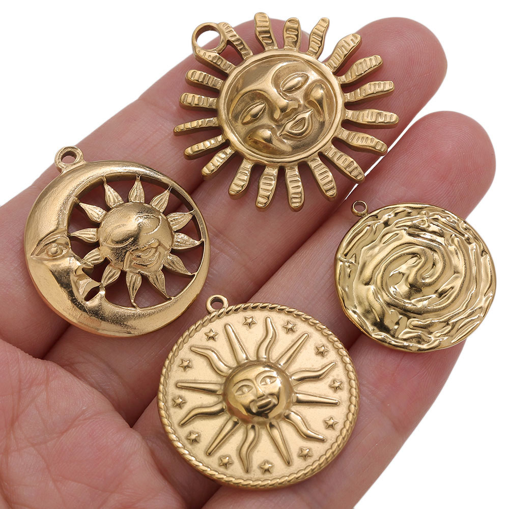 5pcs PVD Gold Charms Stainless - Vintage Fashion Theme recension och pris