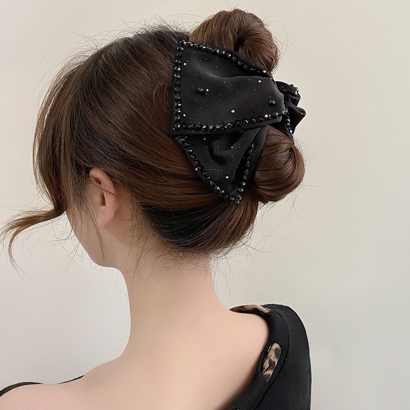 Elegant Large Rhinestones Bow  - Vintage Fashion Ornaments recension och pris