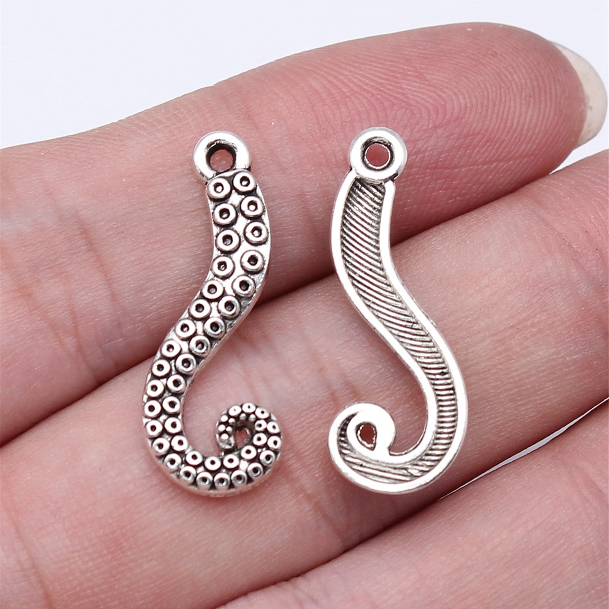 WYSIWYG 20pcs 26x10mm 4 Colors - Vintage Fashion Theme recension och pris