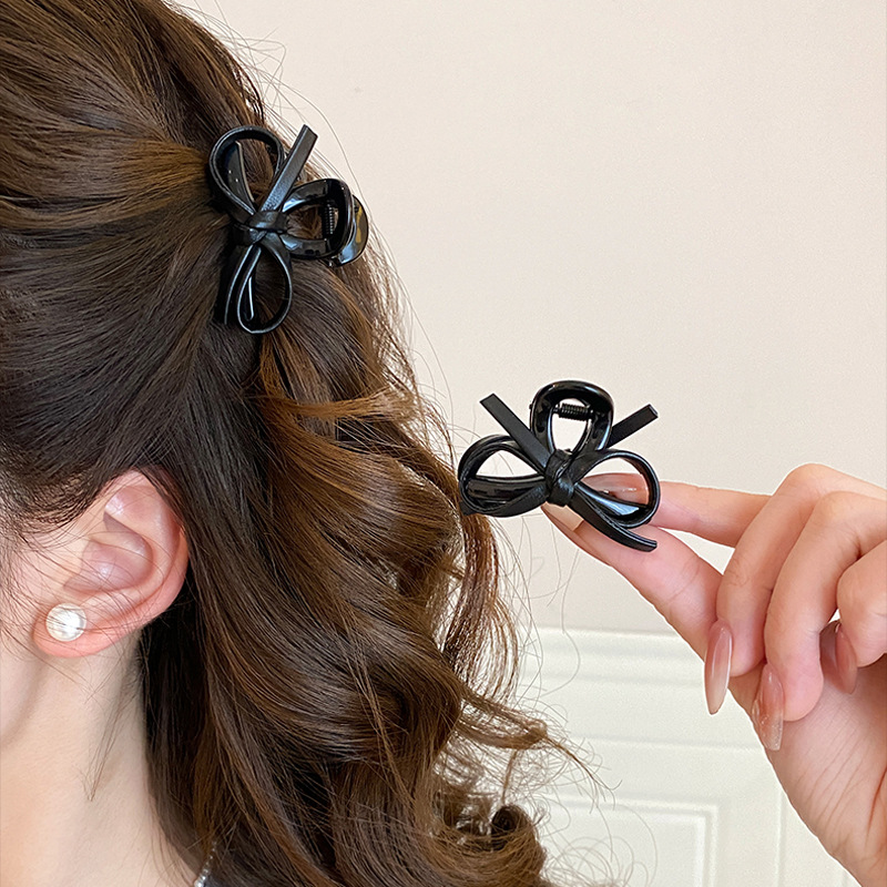 Vintage Leather Bow Small Hair - Vintage Fashion Ornaments recension och pris